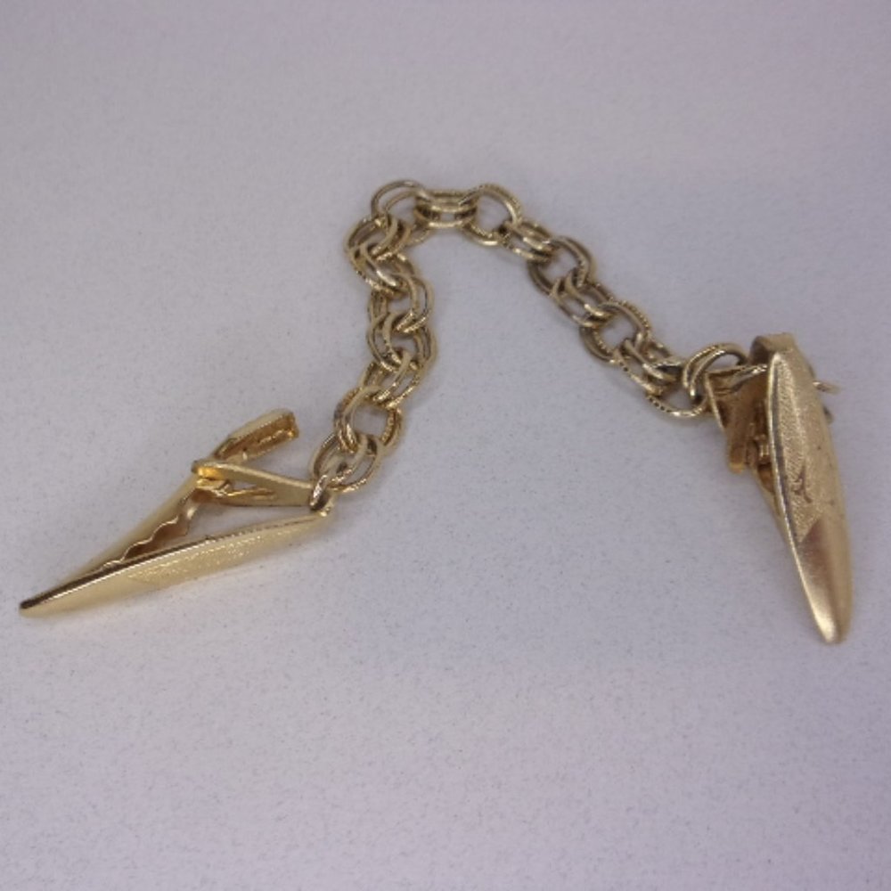Vintage Gold Tone Sweater Clasp